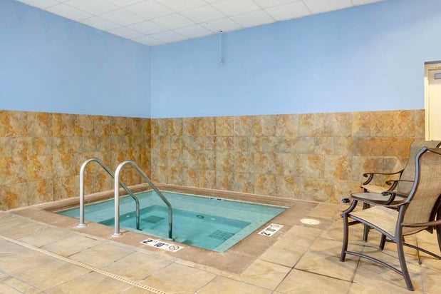 Images Best Western Plus Mid Nebraska Inn & Suites