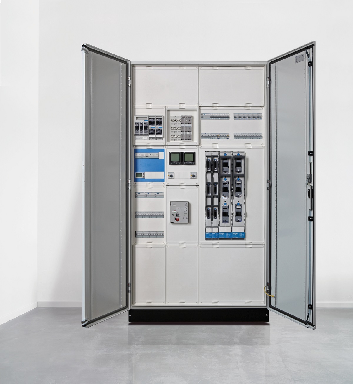 Bild 2 Elektro & Energiesysteme Eichner in Friedberg