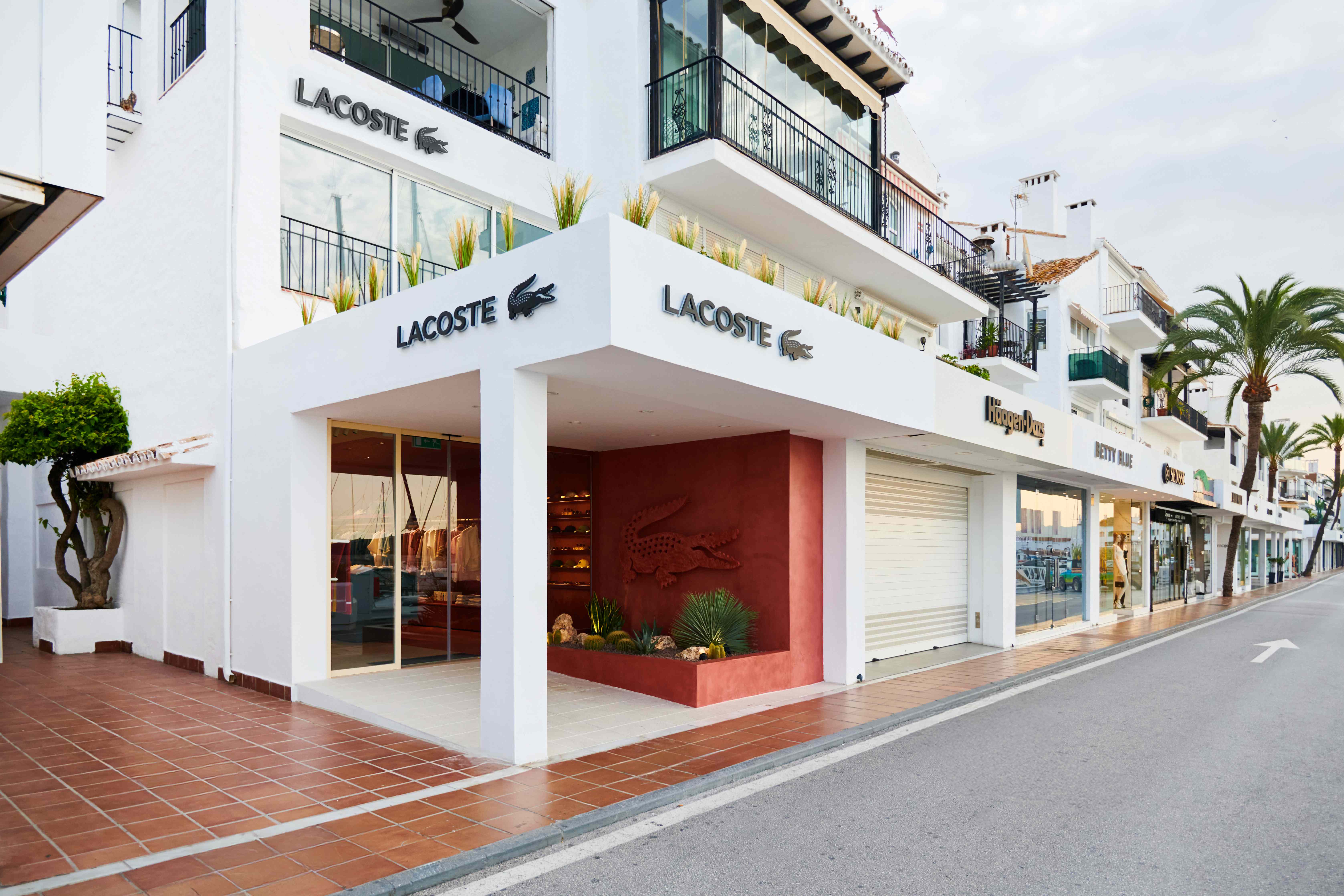 Images Lacoste Puerto Banús