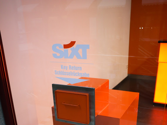 SIXT Autovermietung Köln Zentrum/Maritim Hotel, Heumarkt 20 in Köln