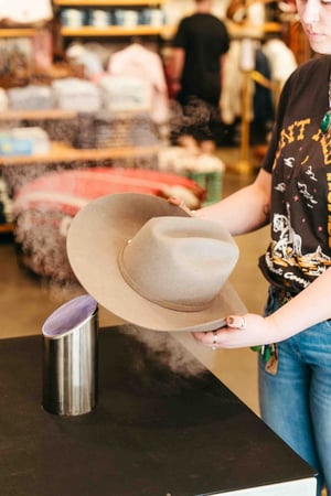 Images Ariat Brand Shop
