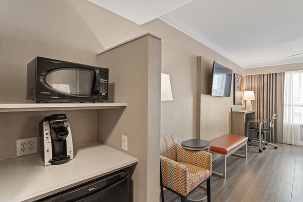 Images Holiday Inn Baton Rouge College Drive I-10 by IHG