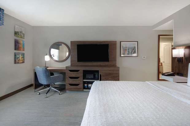 Images Hampton Inn & Suites Yonkers