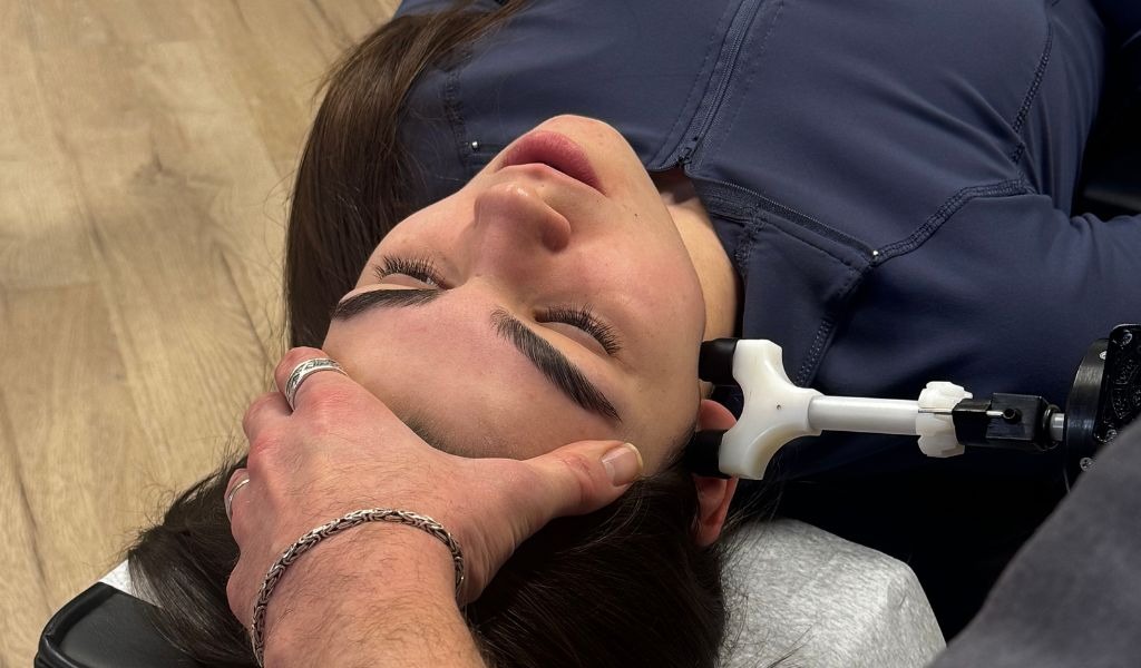 TMJ treatment focuses on improving jaw function and reducing tension that can contribute to pain, clicking, headaches, and discomfort while chewing. At Lakeside Spine and Wellness in Renton, WA, TMJ care is tailored to each patient to help relieve jaw pain, improve movement, and reduce related muscle tension.