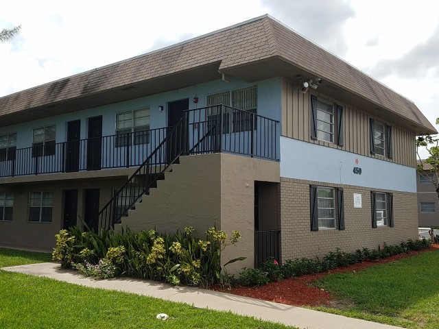 Apartment Rental Agency in FL Pompano Beach 33064 Palm Island 401 NW 34th Street (954)943-6834