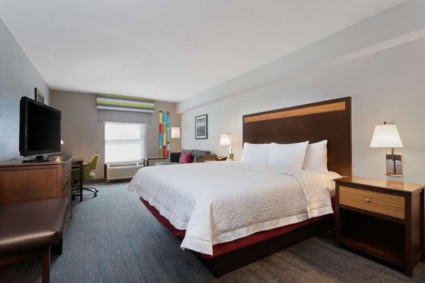 Images Hampton Inn & Suites Fort Myers Beach/Sanibel Gateway
