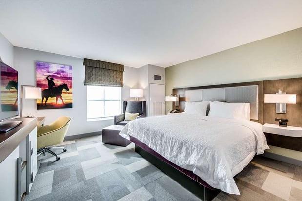 Images Hampton Inn & Suites Fort Worth Downtown