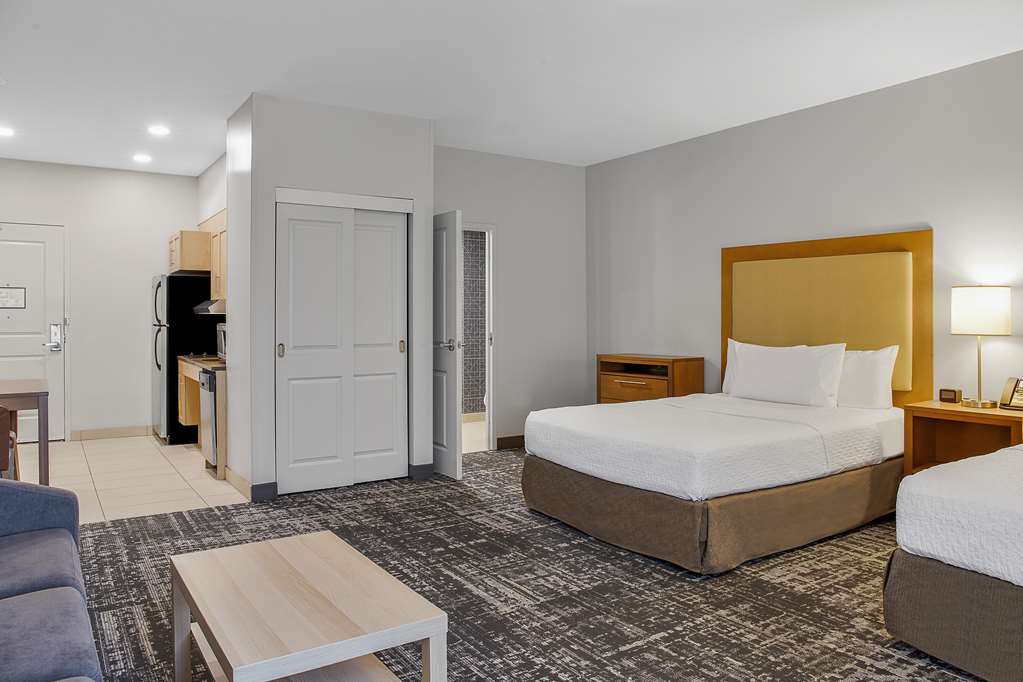Images Homewood Suites by Hilton Winnipeg Airport-Polo Park, MB