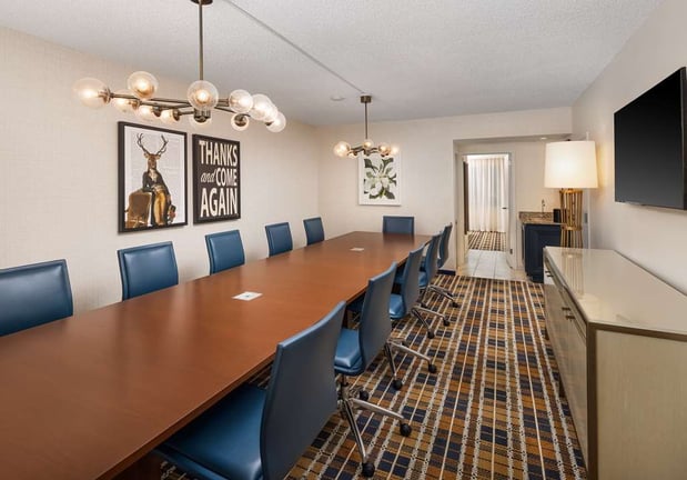 Images Embassy Suites by Hilton Atlanta Buckhead