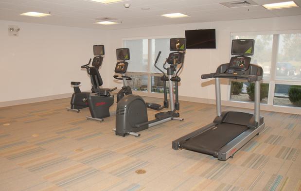 Images Holiday Inn Express & Suites Decatur by IHG