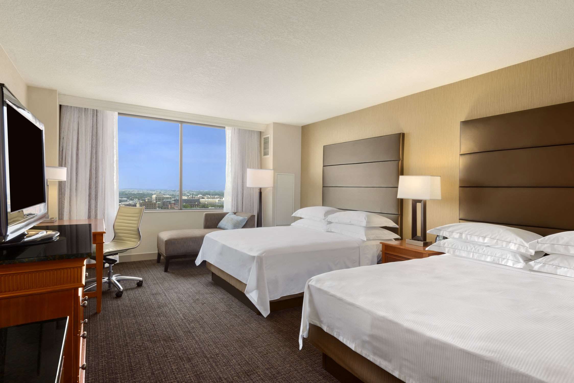 Guest room
