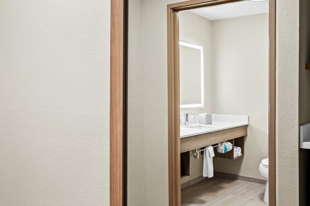Images Holiday Inn Express & Suites Tumwater - Olympia by IHG