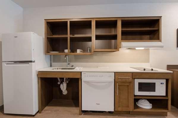 Images WoodSpring Suites Lynchburg VA