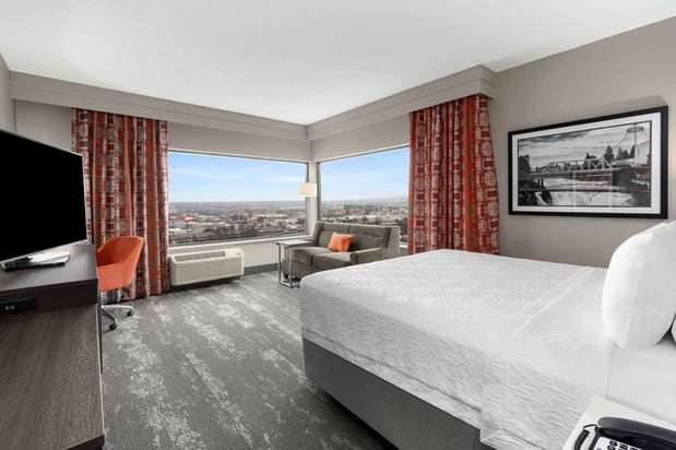 Images Hampton Inn & Suites Spokane Downtown-South