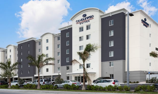 Images Candlewood Suites Miami Intl Airport - 36th St by IHG