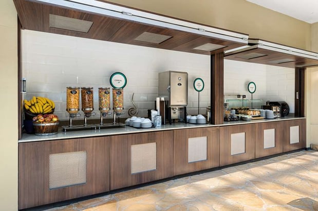 Images Embassy Suites by Hilton Los Angeles International Airport South