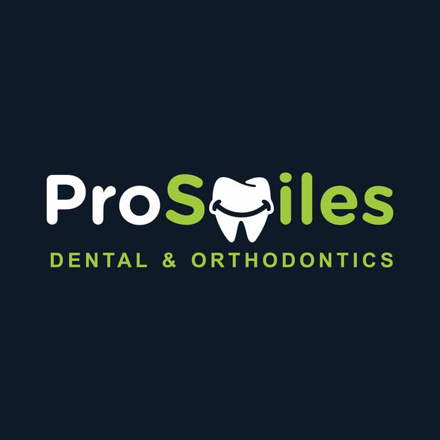 ProSmiles - Fort Worth Logo