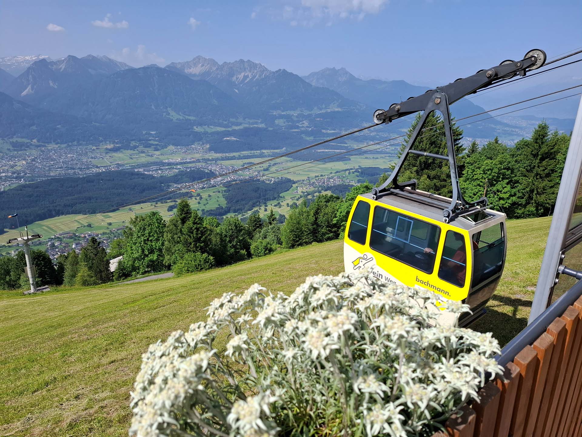 Bild 1 von Seilbahn Schnifis