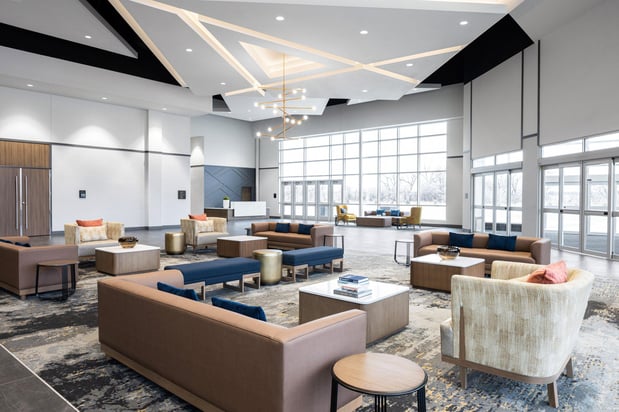 Images Crowne Plaza Kearney by IHG