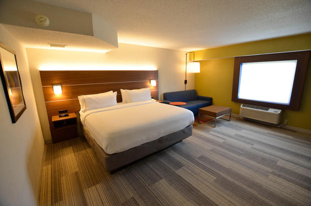 Images Holiday Inn Express Pittsburgh-Bridgeville, an IHG Hotel