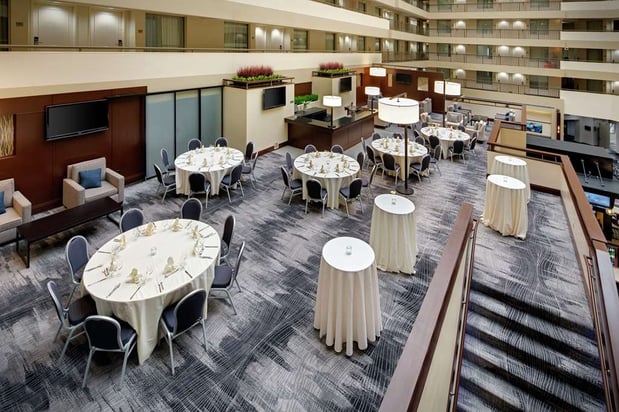 Images Embassy Suites by Hilton Detroit Troy Auburn Hills