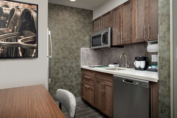 Images Homewood Suites by Hilton Louisville Airport