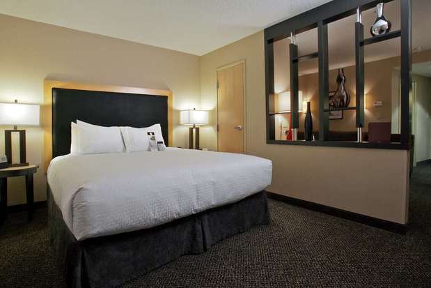 Images DoubleTree by Hilton Hotel Savannah Airport