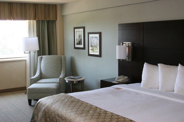 Images Holiday Inn Virginia Beach - Norfolk by IHG