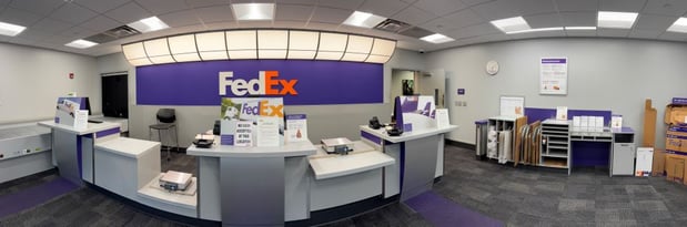 Images FedEx Office Ship Center