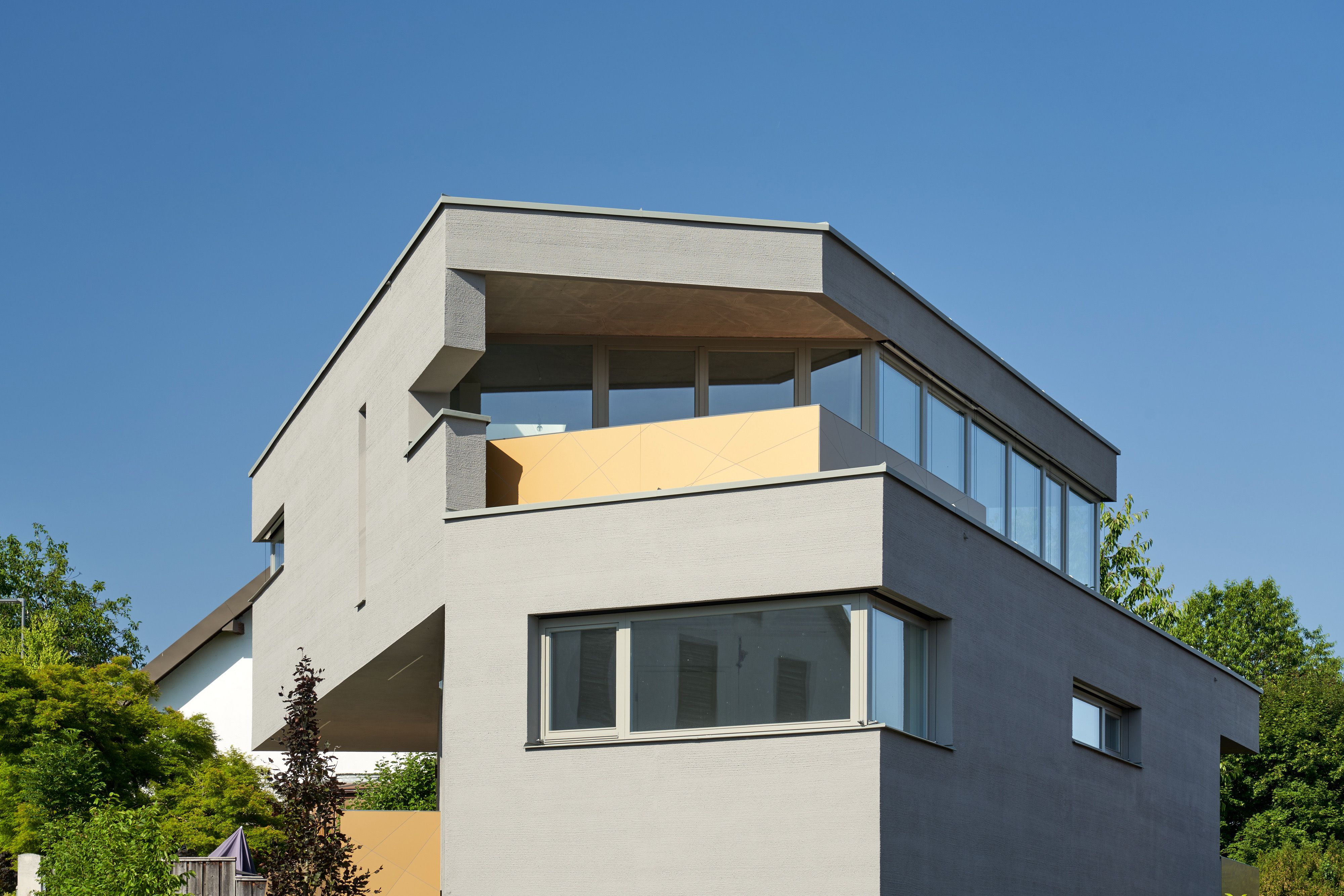 Schreinerei und Fensterbau Schmid, Am Schloßberg 2 in Odelzhausen