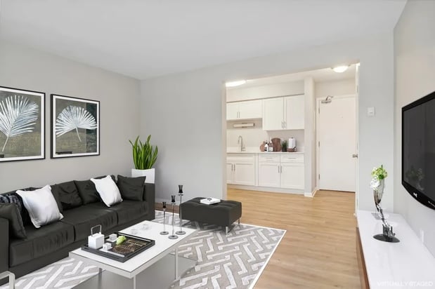 Images Cove at Linden Hills