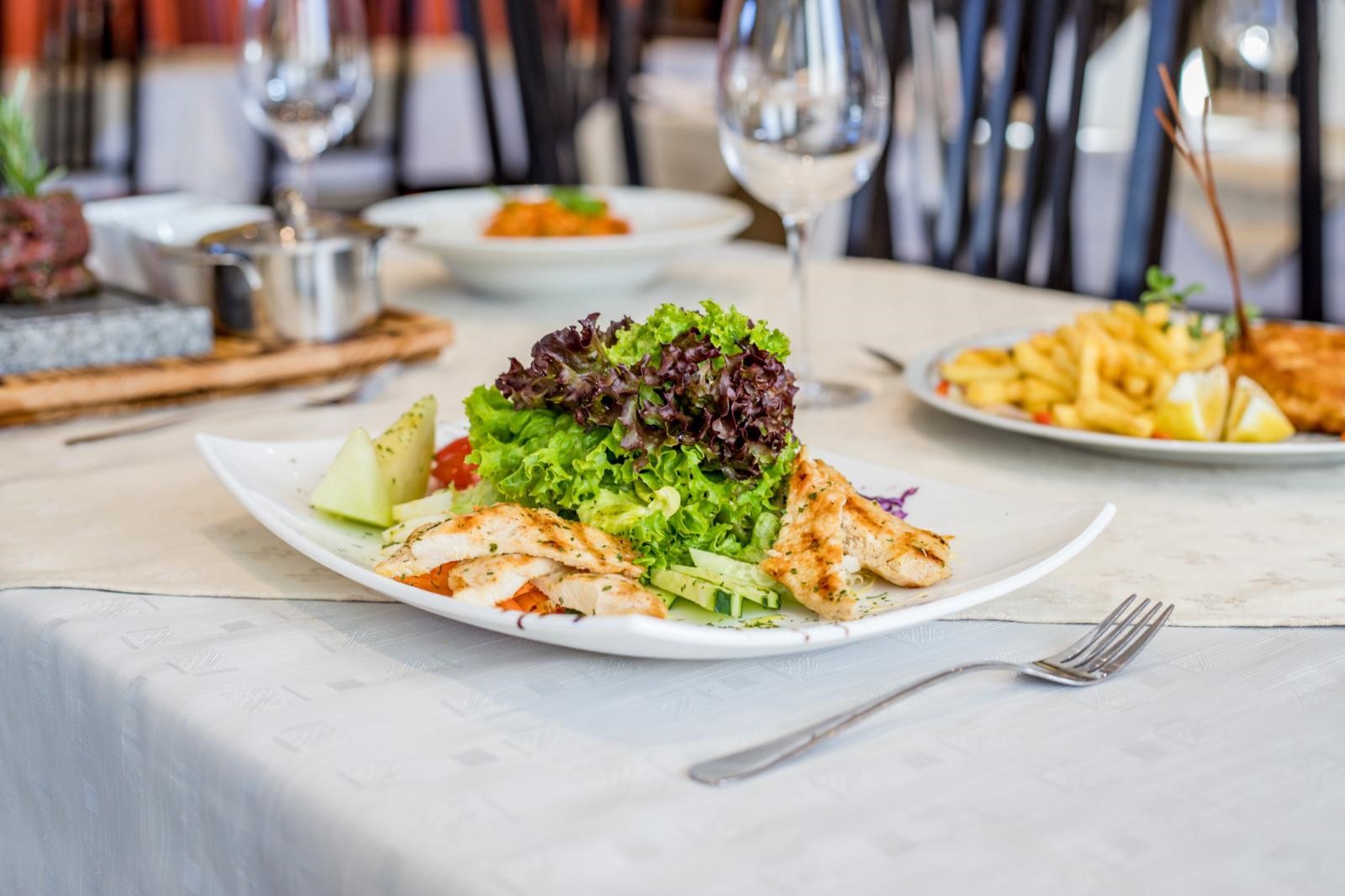 Pizzeria & Restaurant Due Fratelli, Zentrum Meierwis 1 in Greifensee