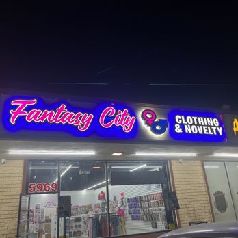 Images Fantasy City Shop