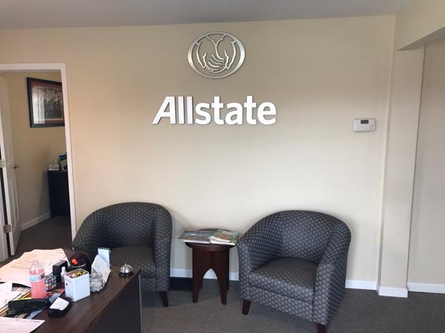 Images Wesley Geyer: Allstate Insurance