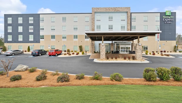 Images Holiday Inn Express & Suites Macon North by IHG