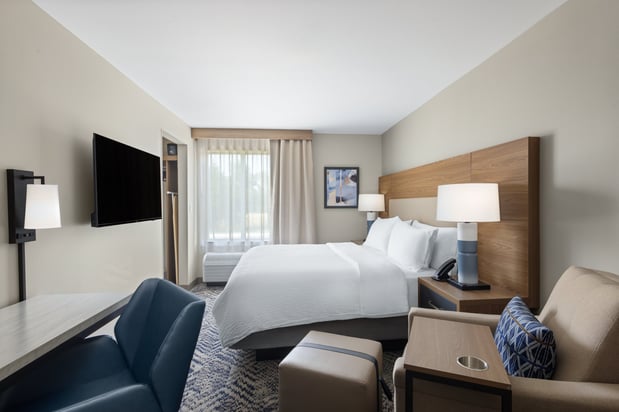 Images Candlewood Suites McPherson by IHG