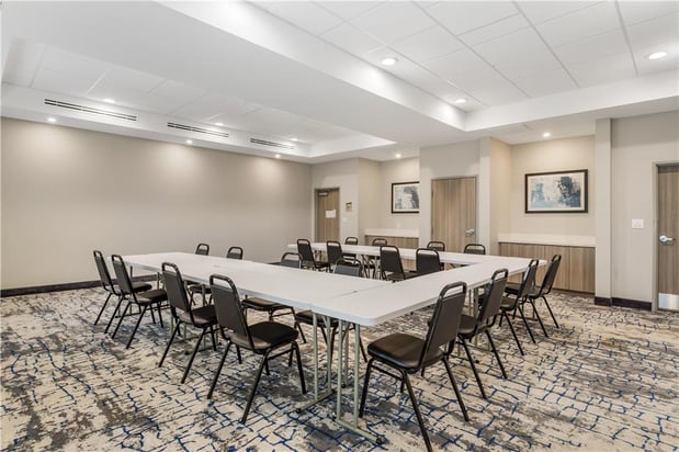 Images Best Western Plus Mid County