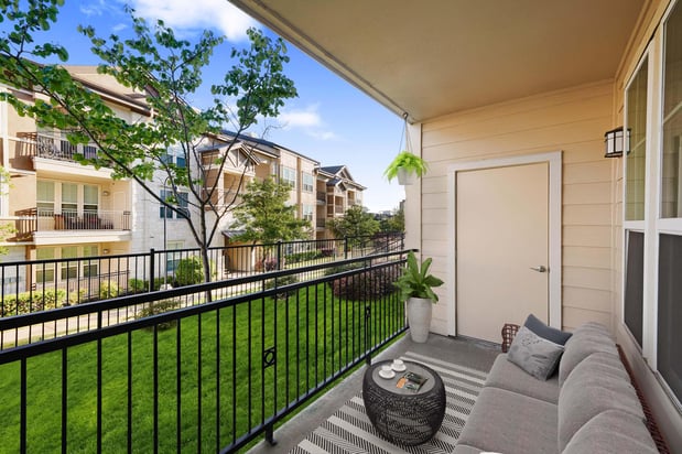 Images Camden La Frontera Apartments
