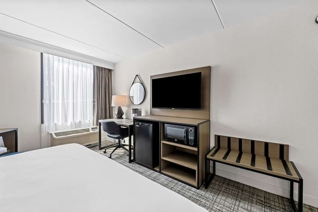 Images Best Western Plus Lower South End