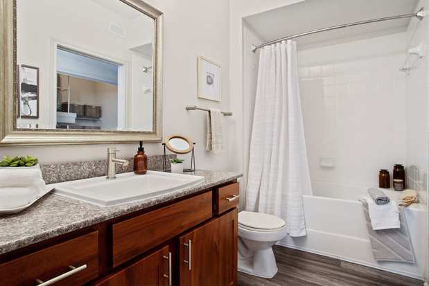 Images Volare at the Woodlands