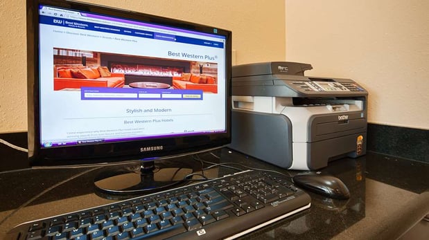 Images Best Western Plus New Caney Inn & Suites