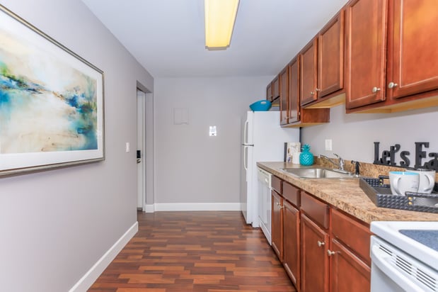 Images Greystone Apartments