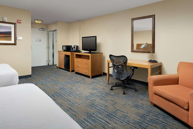 Images Hilton Garden Inn Yakima Downtown