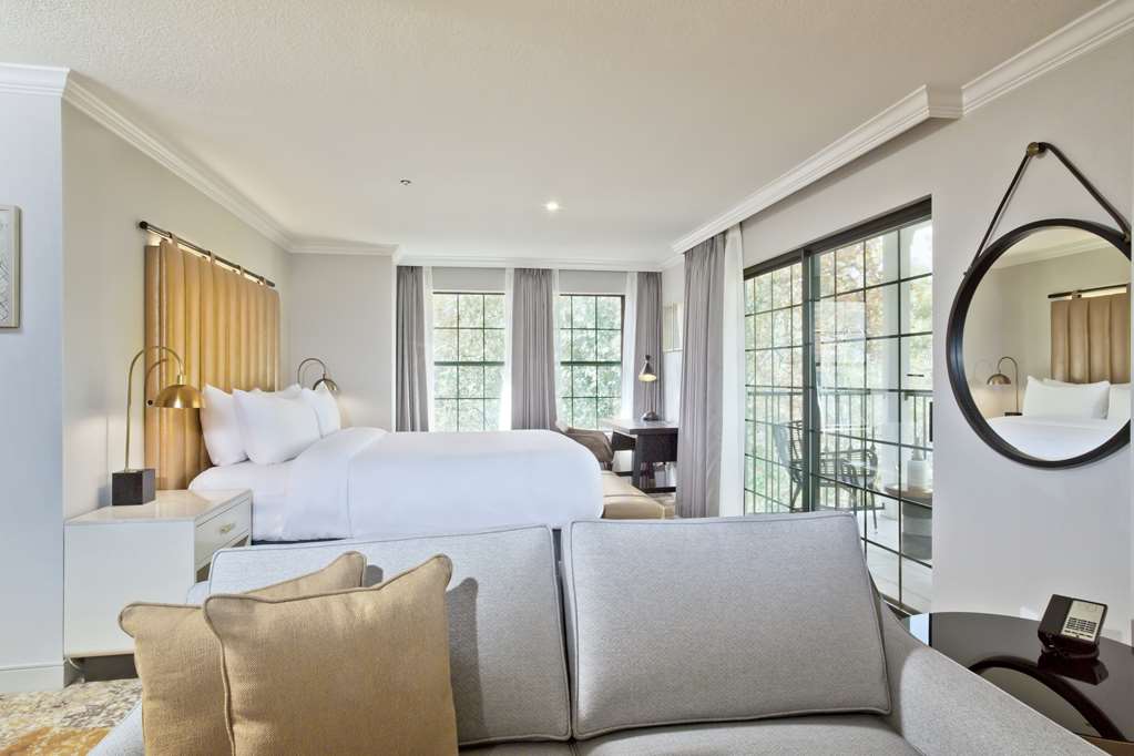 Guest room