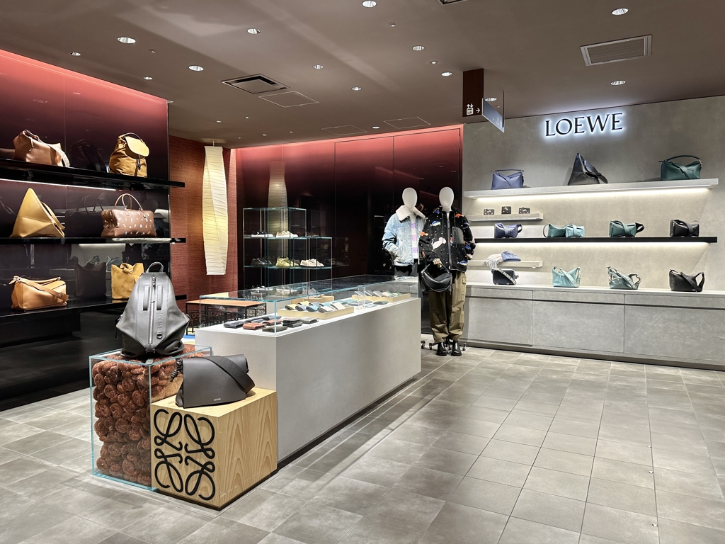 Images ロエベ 伊勢丹新宿店メンズ館4F