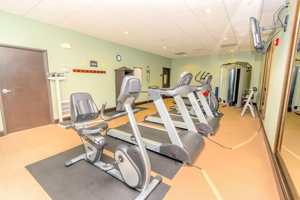 Images Staybridge Suites Houston IAH - Beltway 8 by IHG