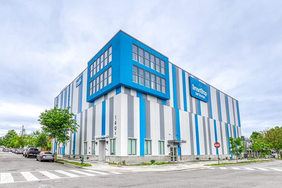 SmartStop Self Storage Washington DC 1401 22nd St SE facility