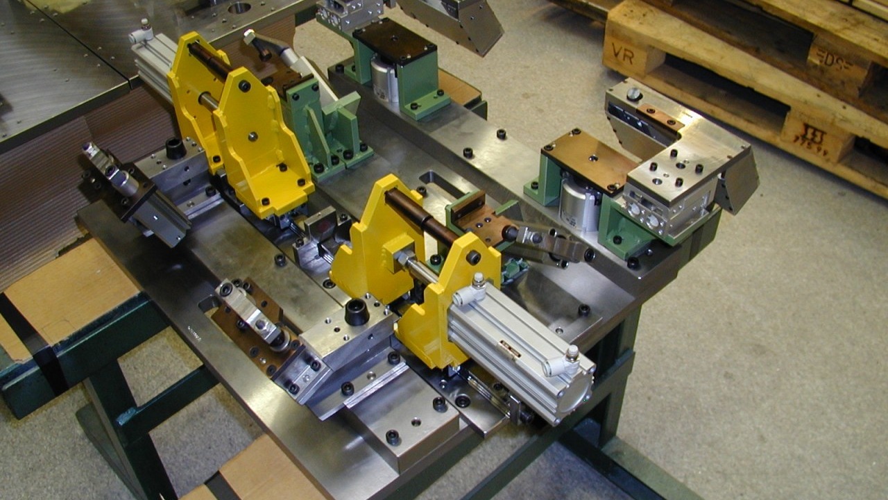 Images HJ-Tooling Mekaniska AB