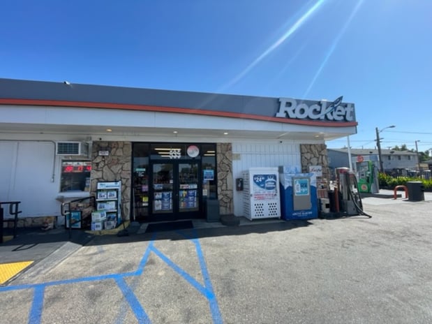 Images CoinFlip Bitcoin ATM - Rocket #37 (Vista)