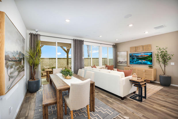 Images North Copper Canyon by Oakwood Homes